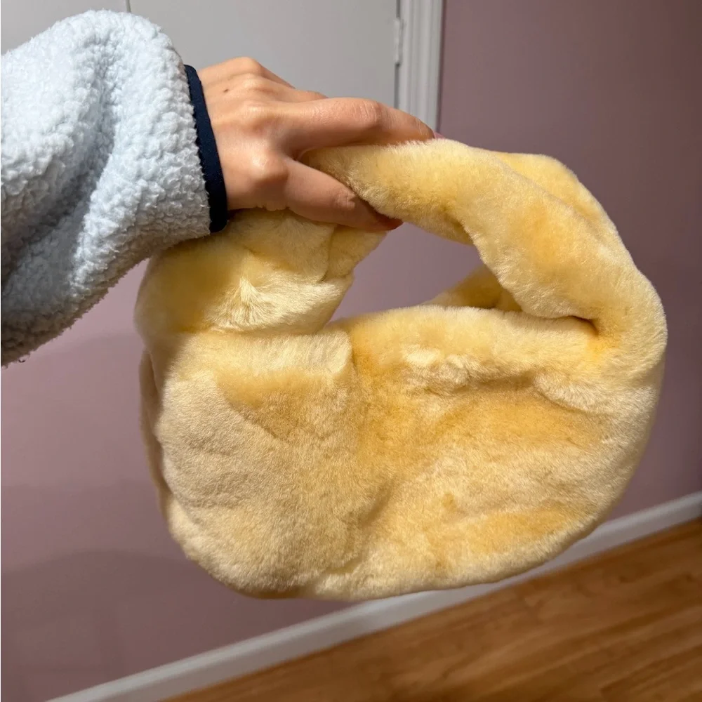 Yellow Faux Fur Handbag - Picture 4 of 4